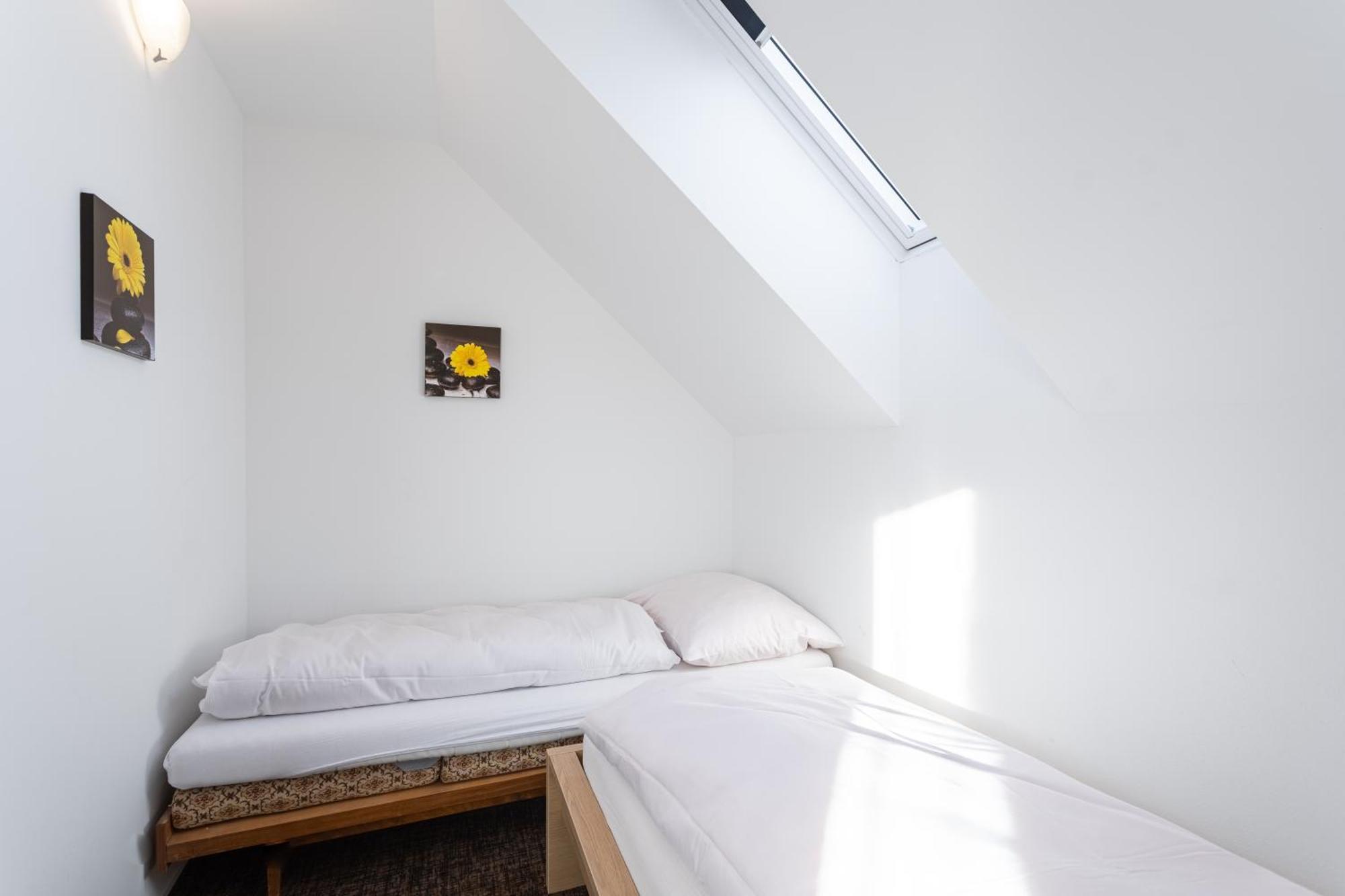 Apartman Cubik Bozi Dar Exterior foto